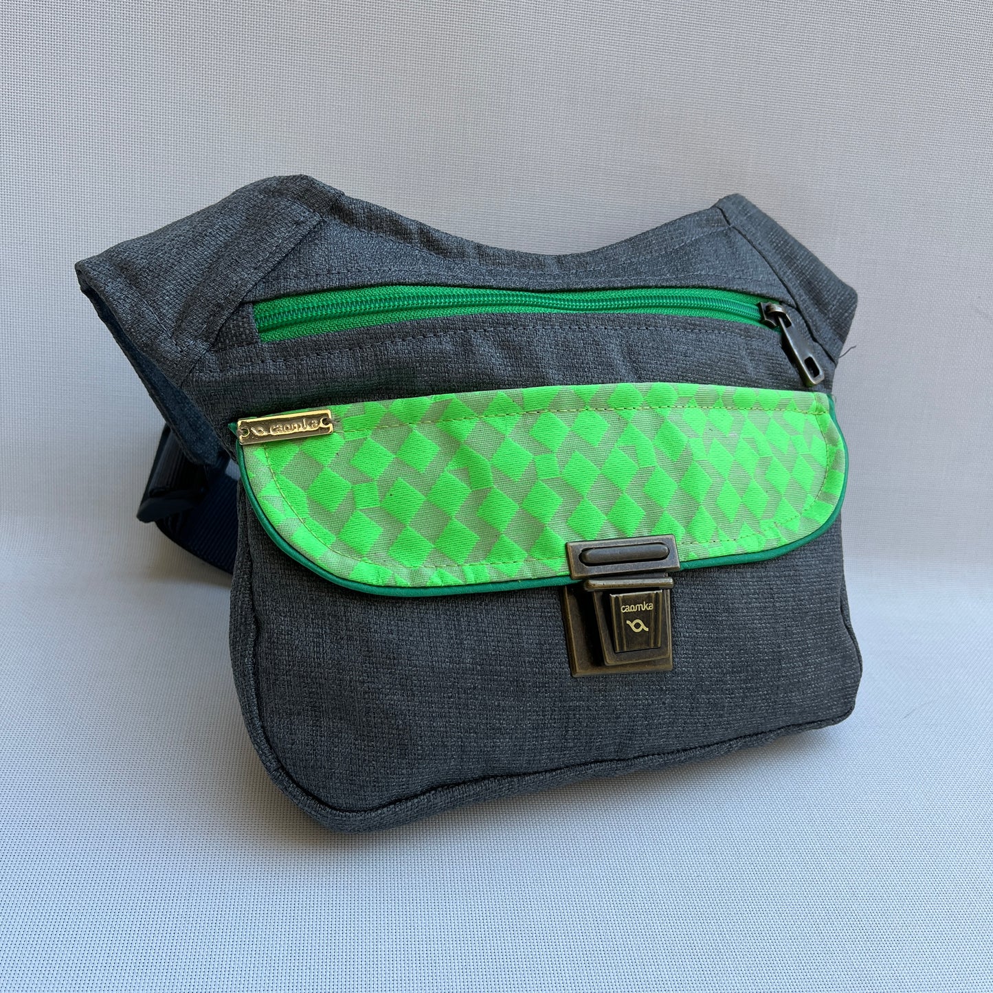 Special Gray & Green · Impermeable · Pieza Única Núm. 12570