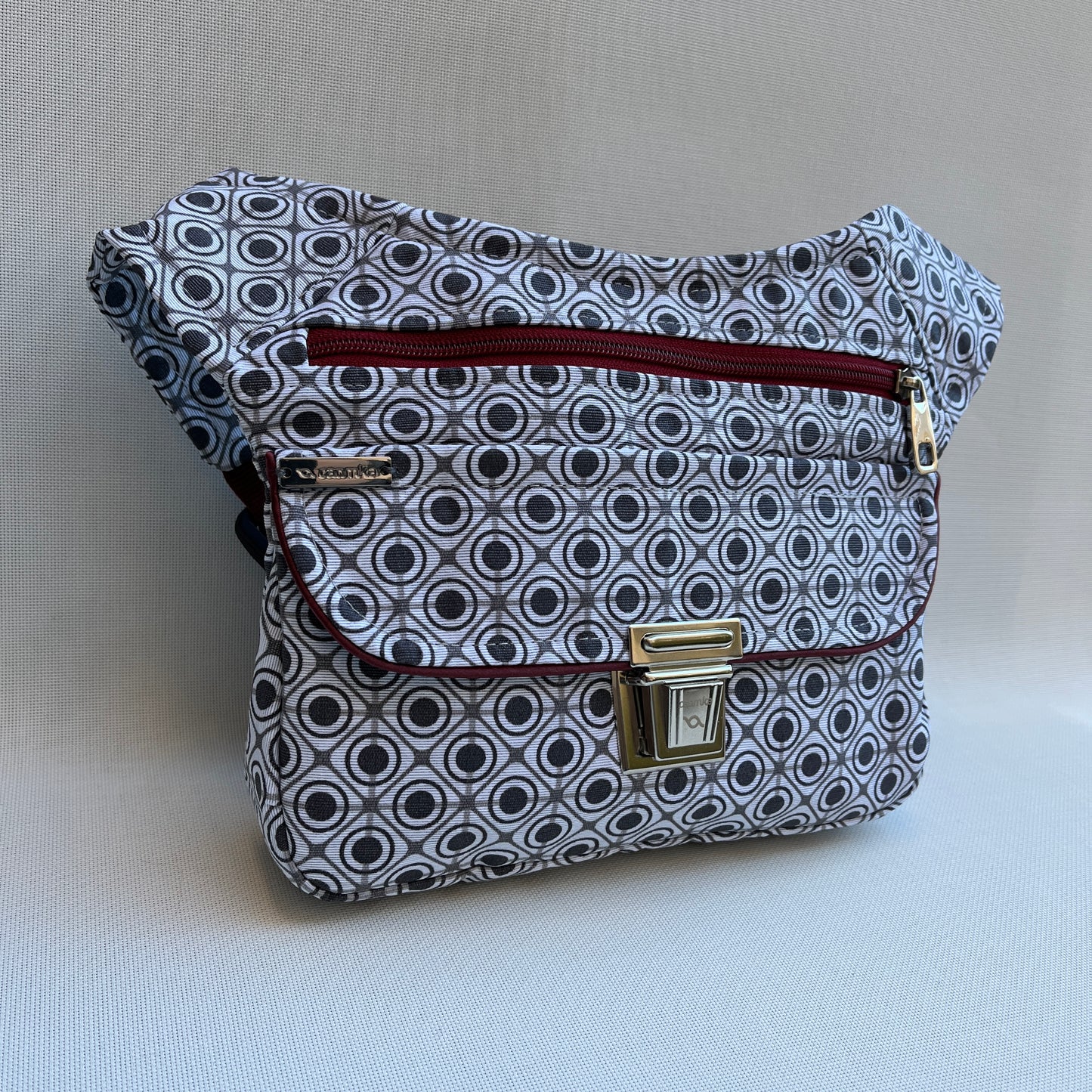 Special Chic · Pieza Única Núm. 10831