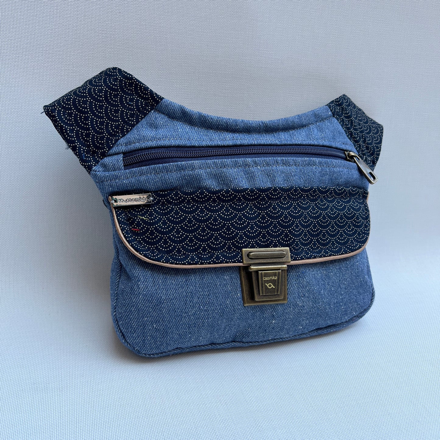 Special Jeans & Japanese Waves Unique Piece No. 11688