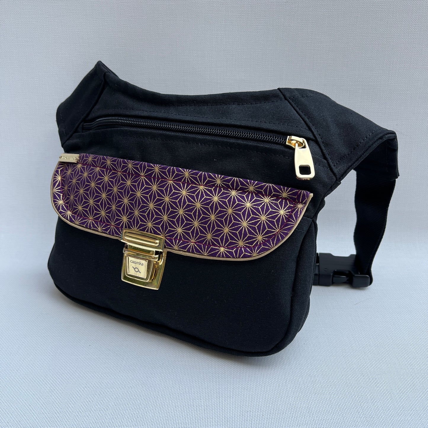 Spezielle geometrische goldene Sterne, exklusives Stück Nr. 12550