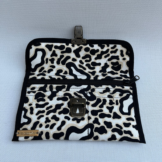 CAOMKA Flat Coin Purse Unique Piece No. 10872