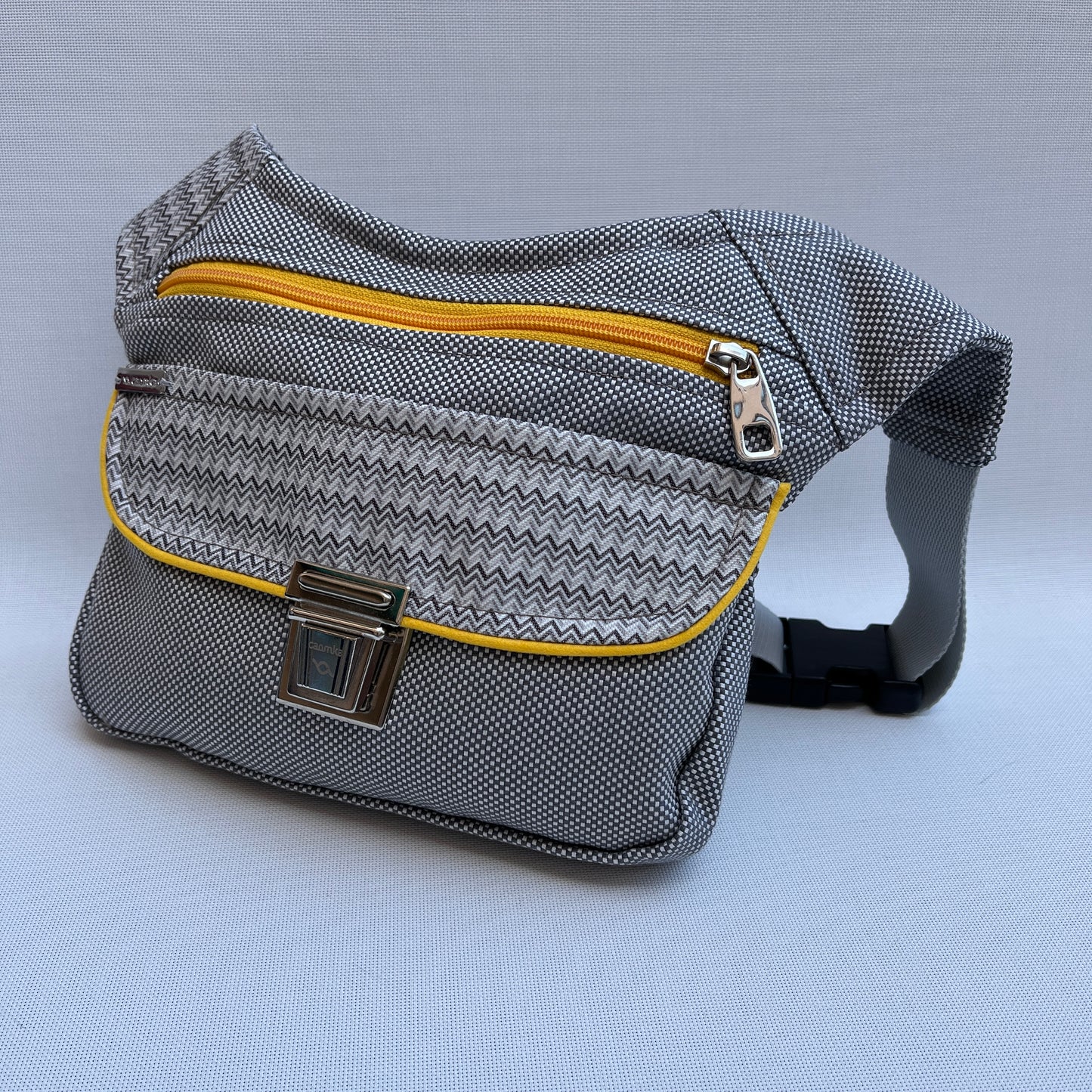 Special Happiness · Waterproof · Unique Piece No. 11821