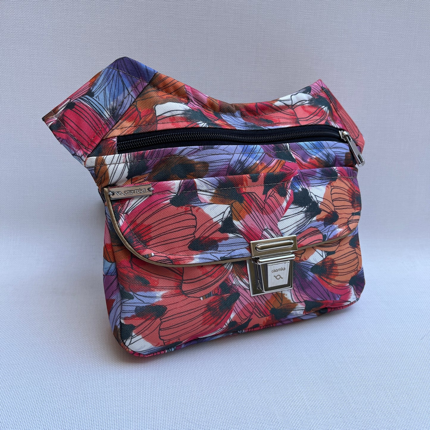 Special Art Flowers · Waterproof · Unique Piece No. 11823