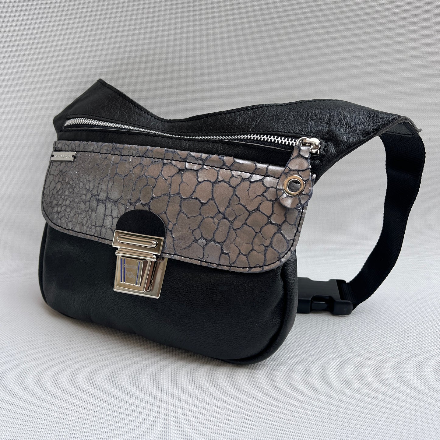 Special "Trencadis" Black & Silver BioCuir® natural leather Unique Piece No. 13329