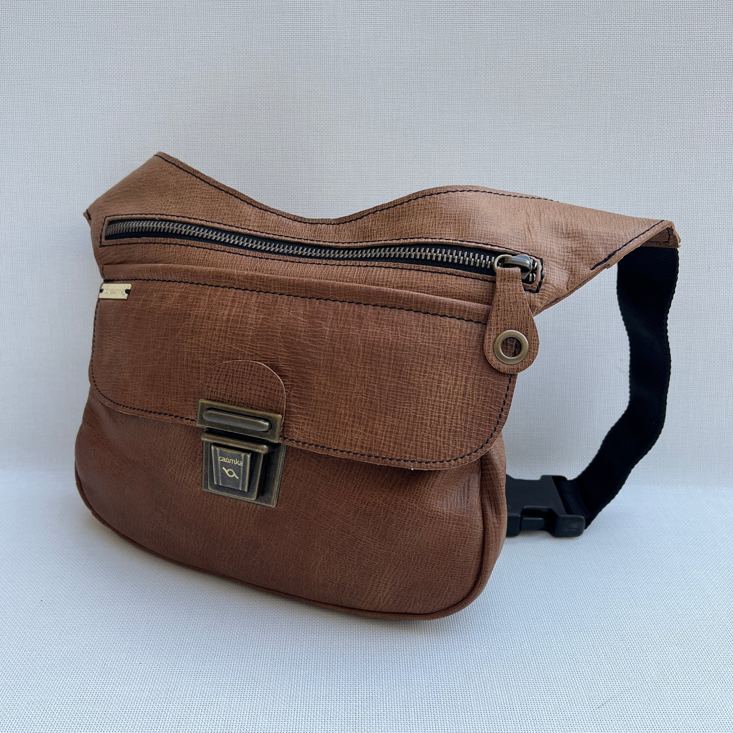 Special Brown & Old Gold · Piel natural BioCuir® · Pieza Exclusiva Núm. 12661