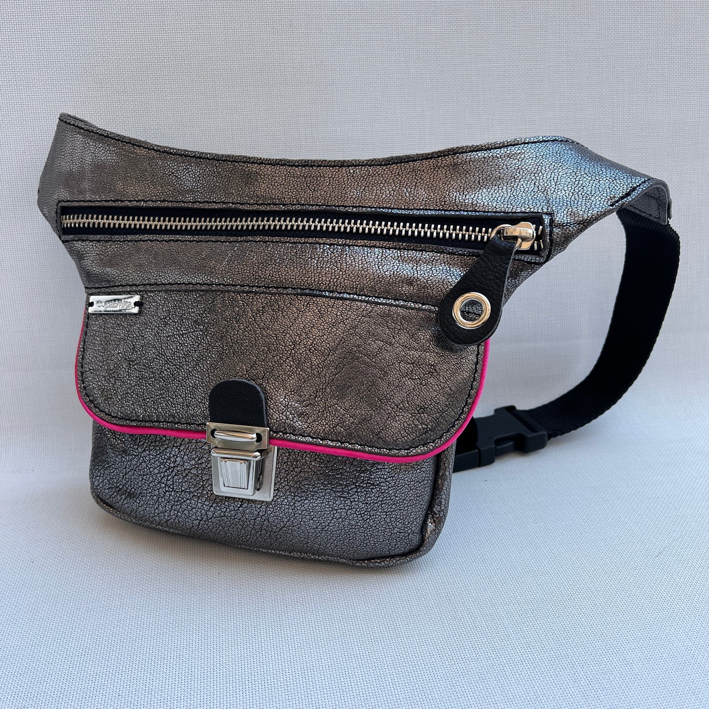 Special Metal Silver Top BioCuir® natural leather Unique Piece No. 13358