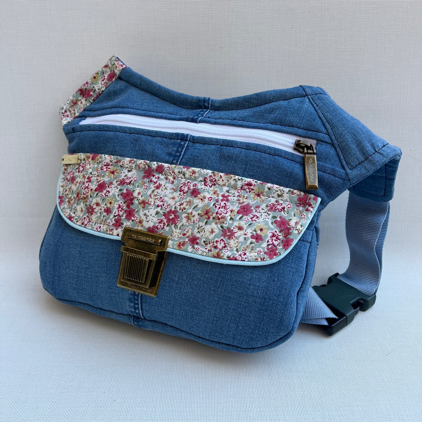 Sweet Flowers ♻️Jeans Recycled ♻️ · Pieza Única Núm. 13399