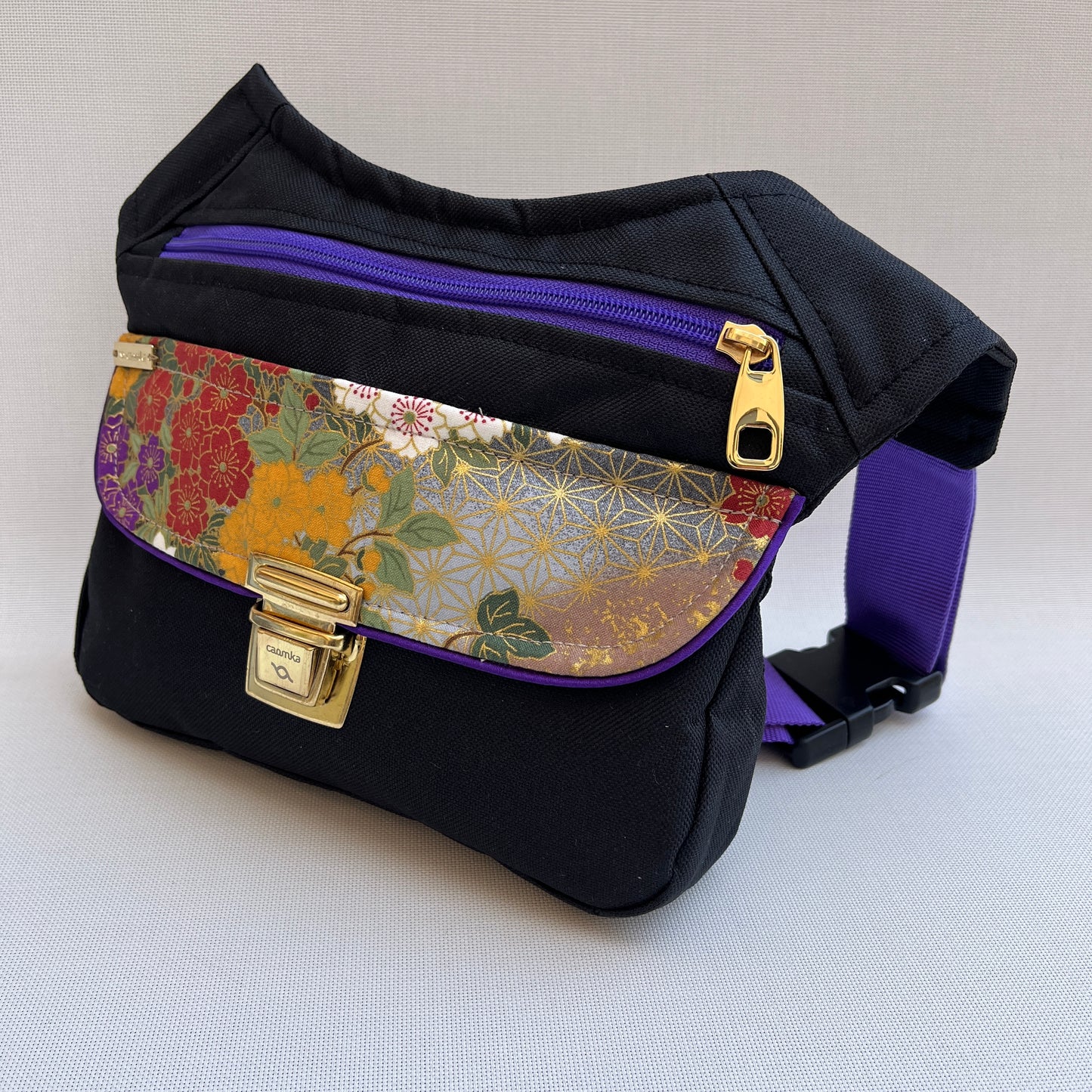 Special Black & Japanese Flowers Unique Piece No. 11802