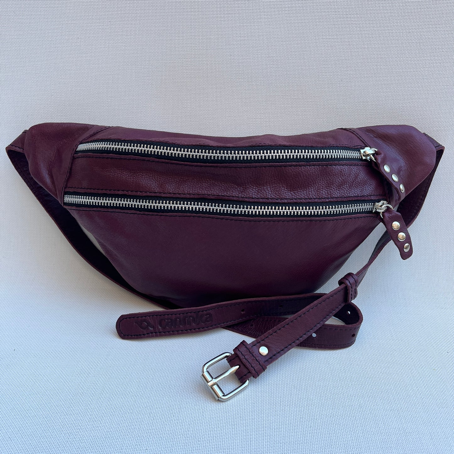 Retro Chic Bordeaux BioCuir® Natural Leather Exclusive Piece No. 12658