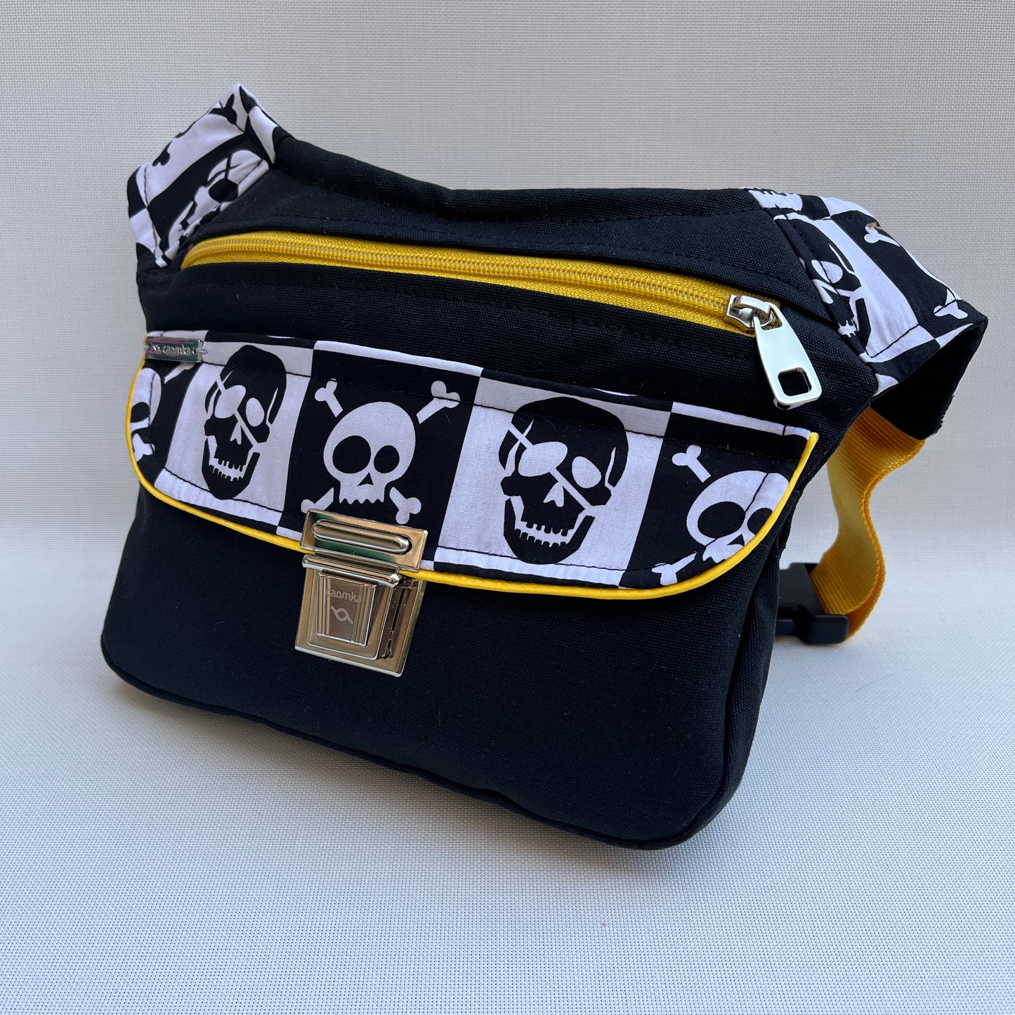 Special Black & Skulls · Pieza Única Núm. 11837
