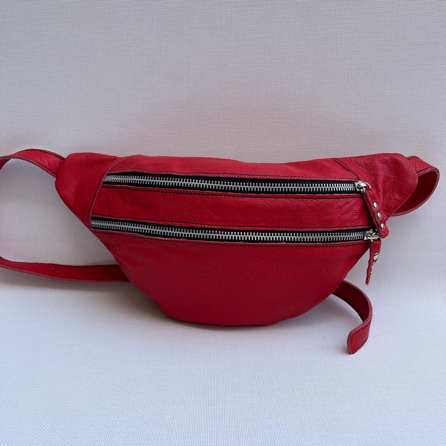 Retro Chic Red Natural leather BioCuir® Exclusive Piece No. 11908