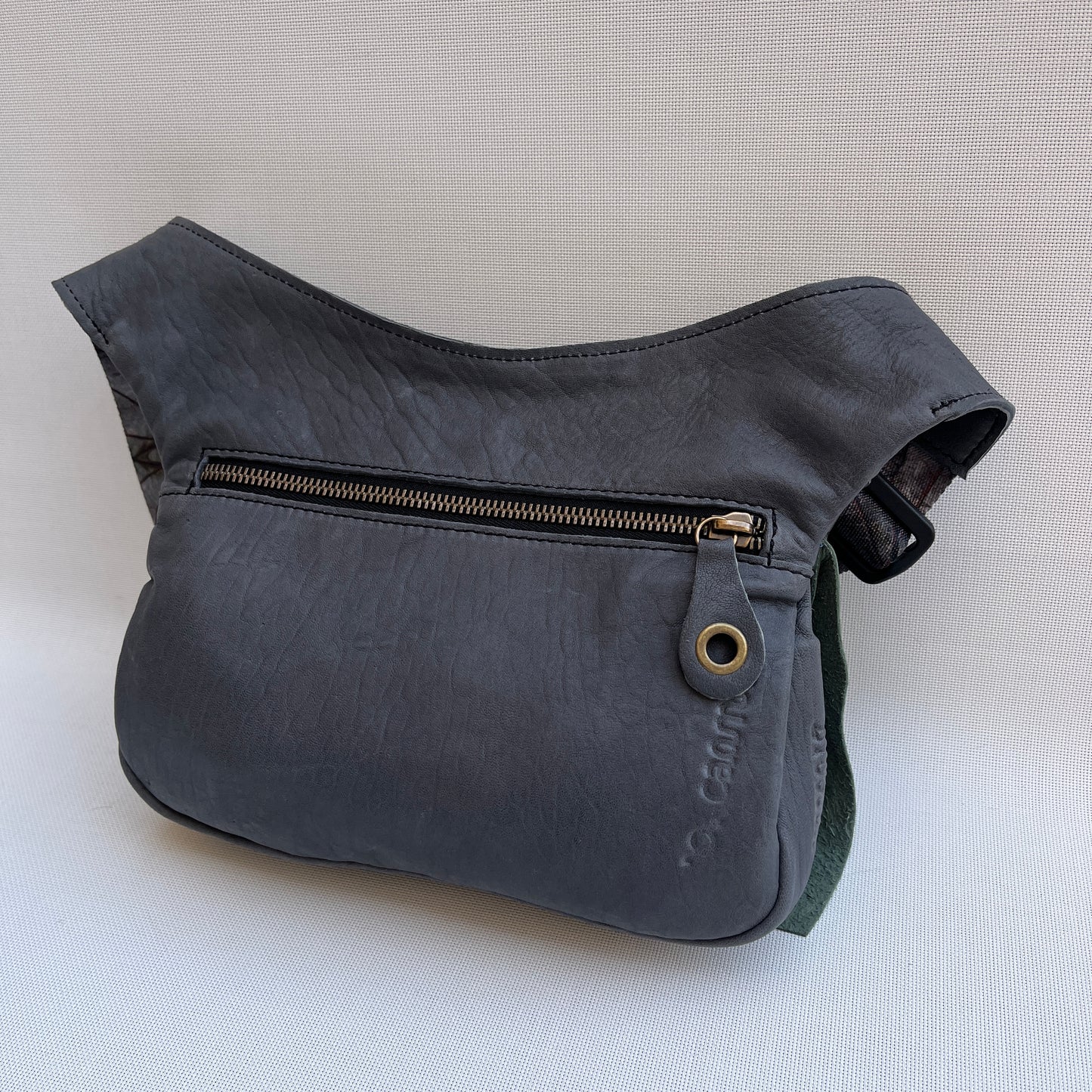 Special Gray & Green Top Gemma BioCuir® natural leather Unique Piece No. 11873