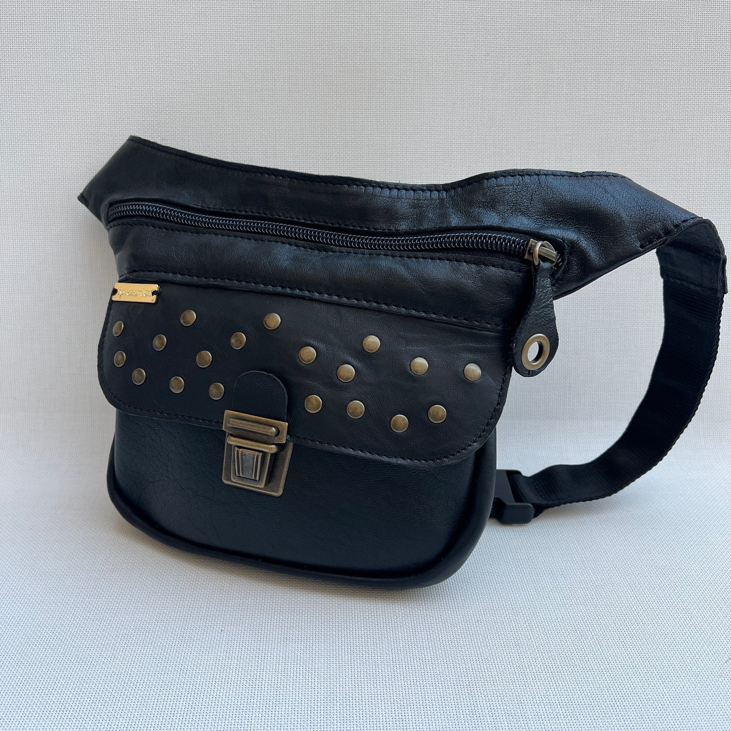 Mini Premium Black & Old Gold · Piel natural BioCuir® · Pieza Exclusiva Núm. 12680