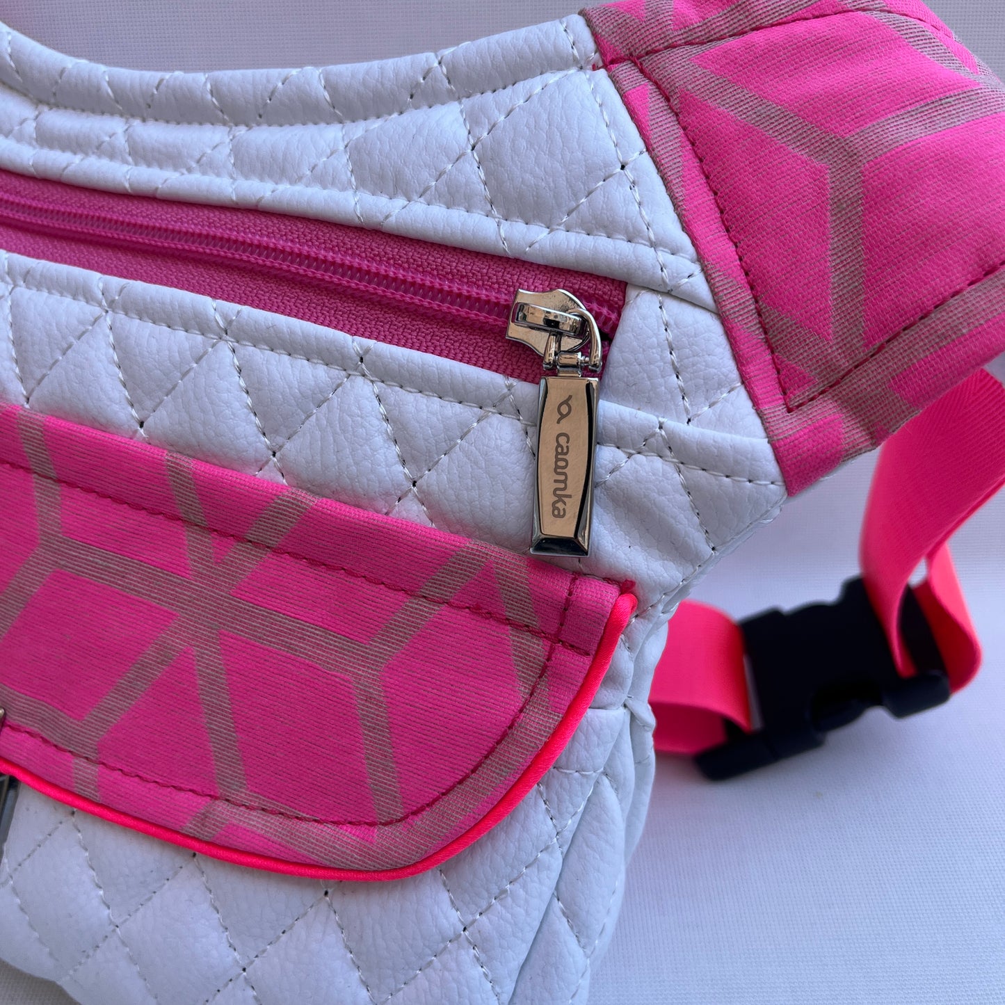 Special Elegant Brown Vegan Leatherette Exclusive Piece No. 13389