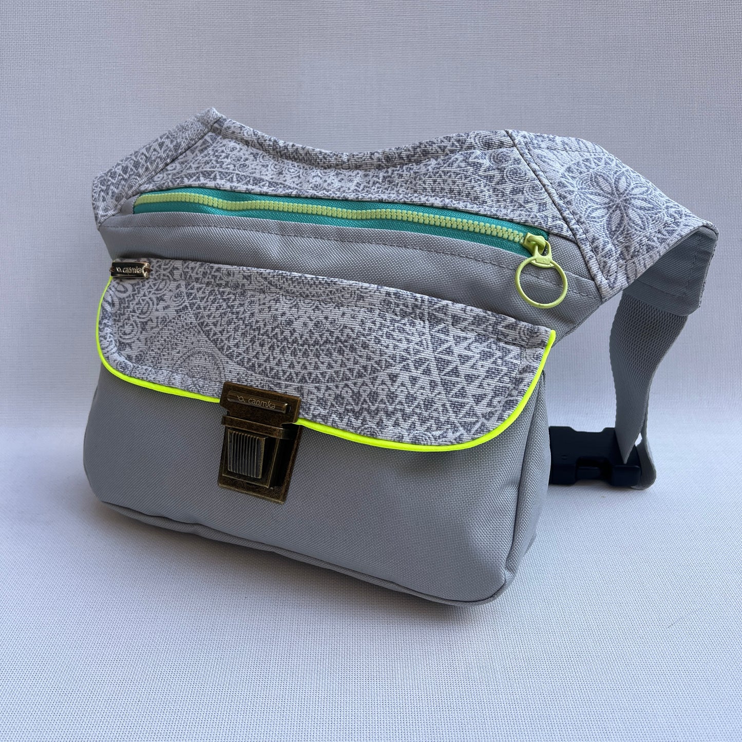 Special Gray & Mandalas · Impermeable · Pieza Única Núm. 13490