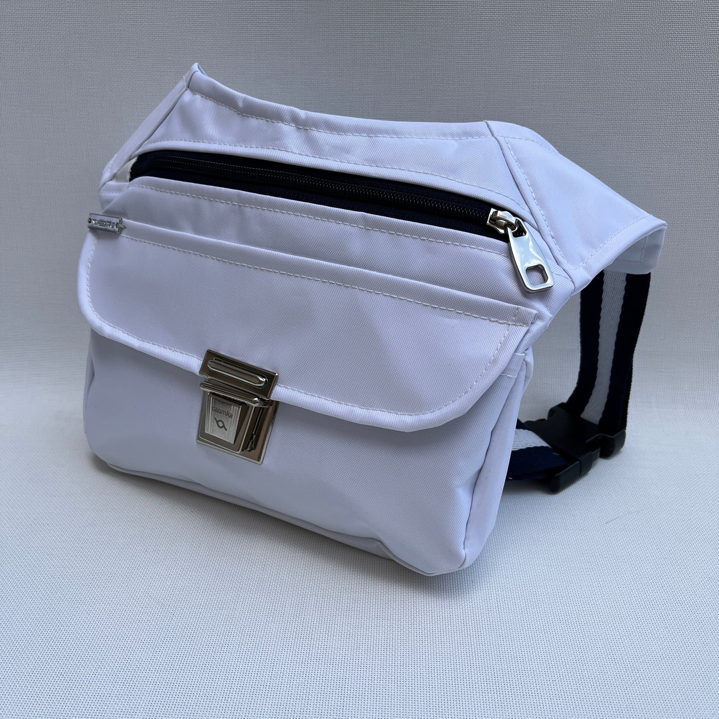 White Summer Sport · Impermeable · Pieza Única Núm. 11978