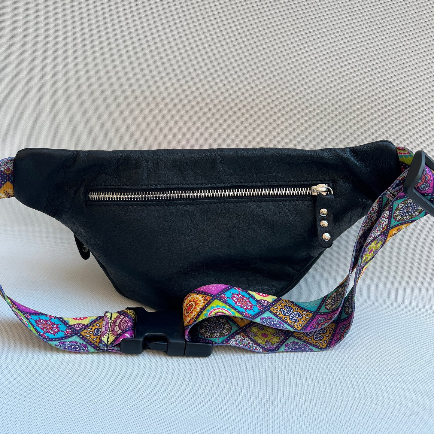 Retro Chic Special Black Mandalas · Piel natural BioCuir® · Pieza Única Núm. 12779