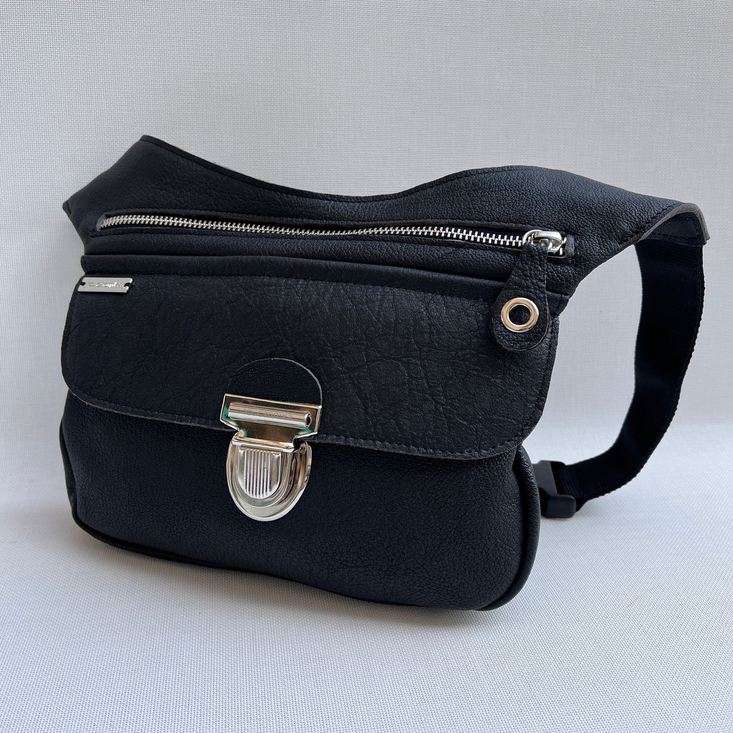 Special Black & Silver · Piel natural BioCuir® · Pieza Exclusiva Núm. 12824