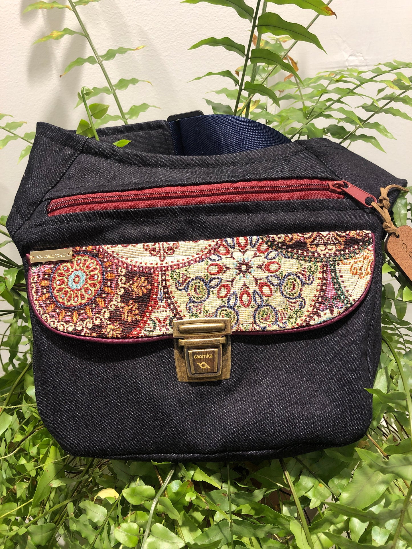 Special Jeans Mandalas. Unique Piece No. 6899 + Back pocket