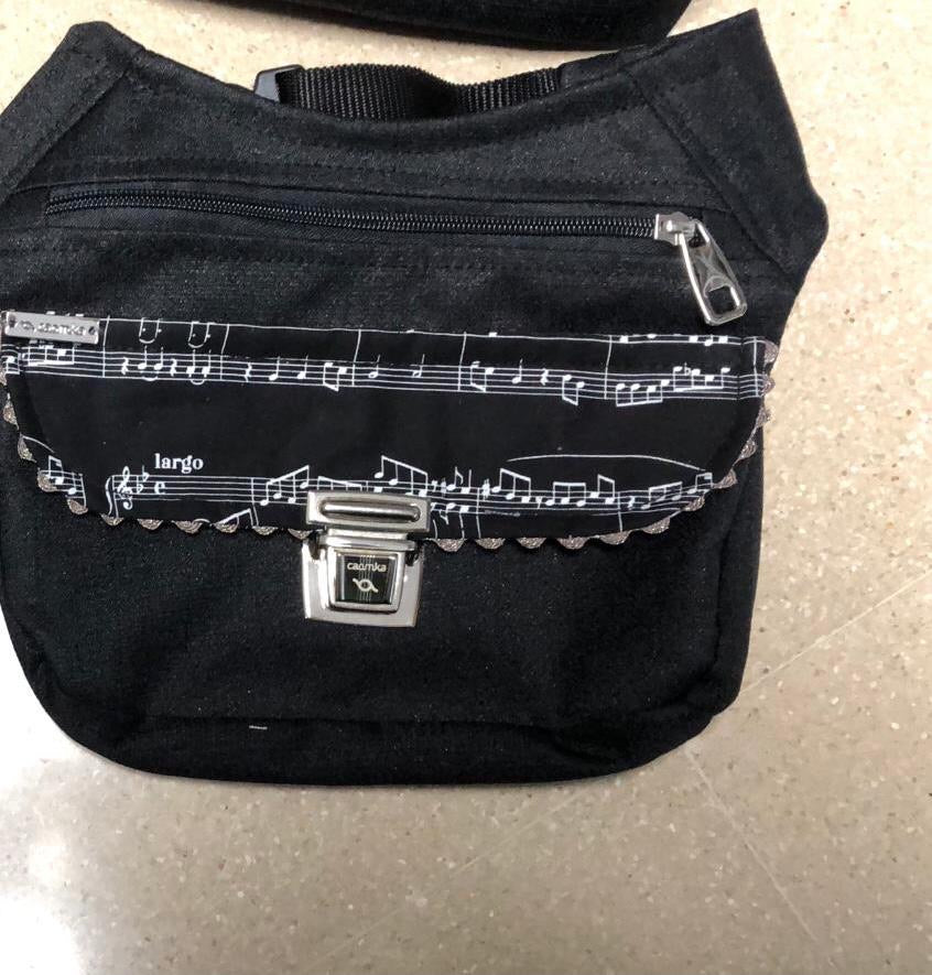 Copia deSpecial Black & Music · Impermeable · Pieza Única Núm. 8019