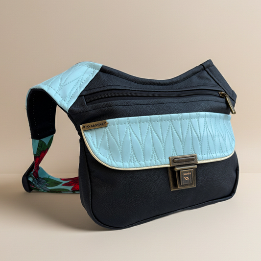 Riñonera "Elegant Sky Blue Top" · Pieza Única Núm. 18513