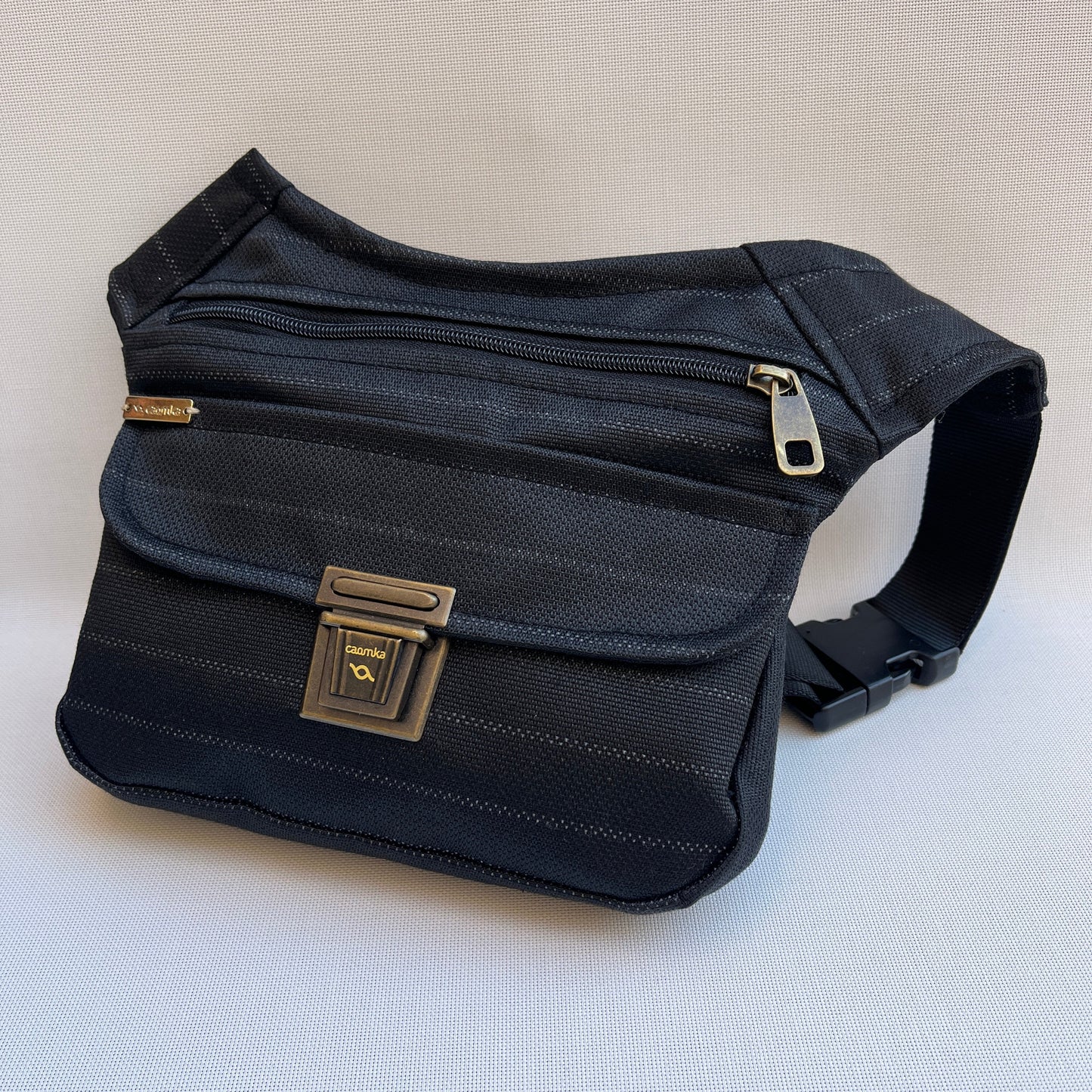 Special Diplomatic Black + Bolsillo trasero · Pieza Exclusiva Núm. 15538