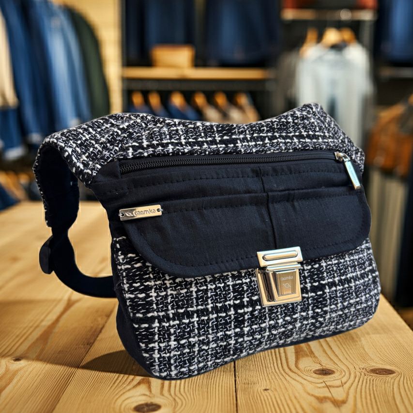 Riñonera "Special ♻️ Jeans Recycled ♻️ " + Bolsillo trasero · Pieza Única Núm. 18494