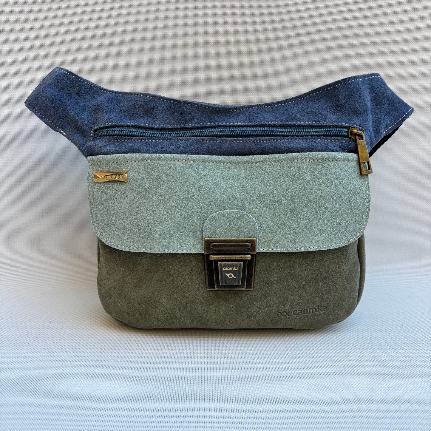 Riñonera Soft Greens · Piel Serraje · Pieza Exclusiva Núm. 15643