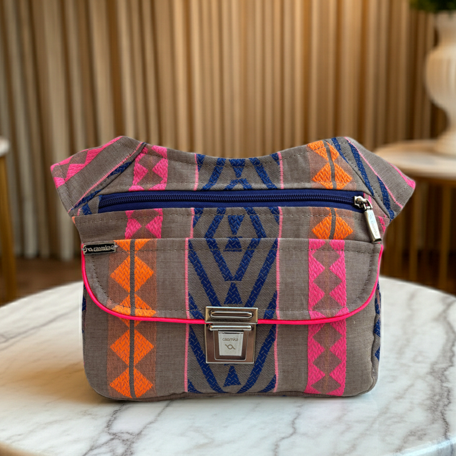 Riñonera “Special India Etnical” · Pieza Única Núm. 18424