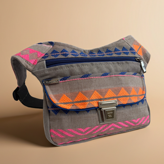 Riñonera “Etnical Happy Colors” · Pieza Única Núm. 18561