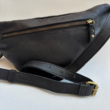 Riñonera "Special Premium Retro Chic Black" · Piel · Pieza Exclusiva Núm. 16871