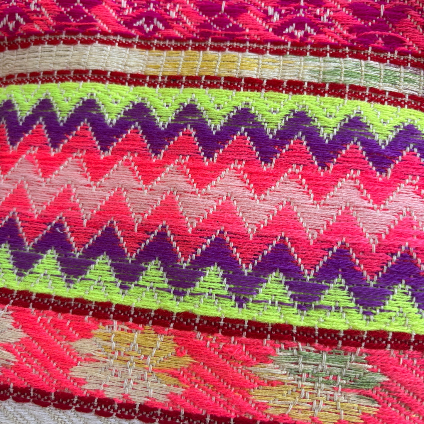 Riñonera “Special India Energy Fluor” · Pieza Única Núm. 18418