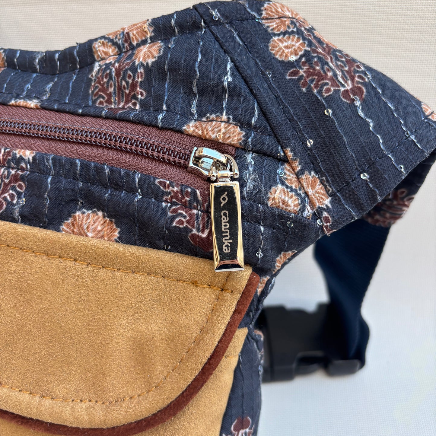 Riñonera "Special Sweet India" + Bolsillo trasero · Pieza Única Núm. 18465