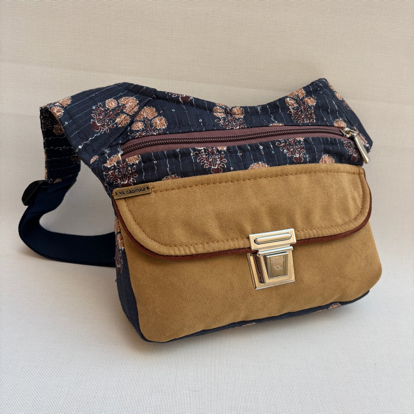 Riñonera "Special Sweet India" + Bolsillo trasero · Pieza Única Núm. 18465