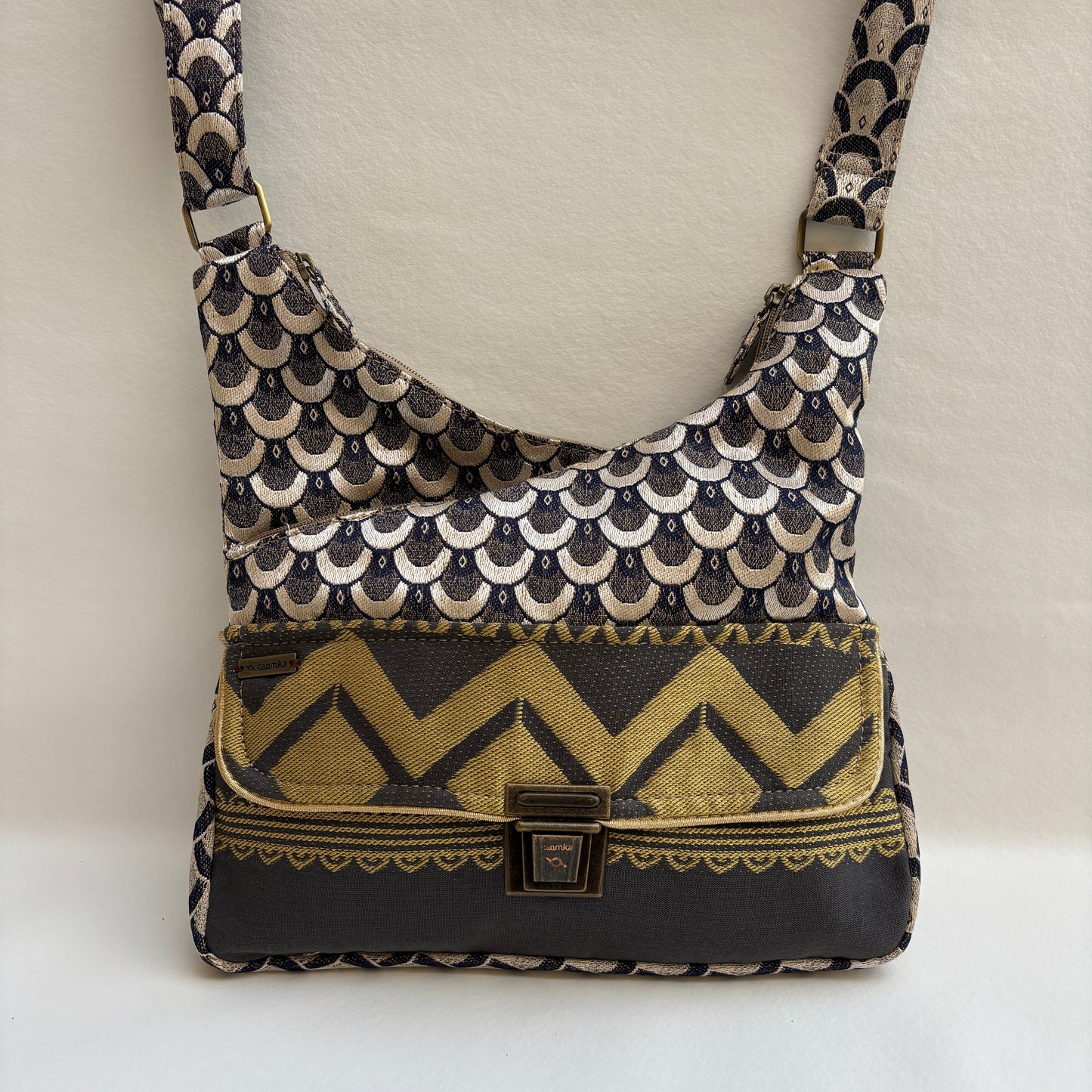 Bolso Bandolera Súper Caomka "Art Déco Midnight" · Pieza Única Núm. 19259