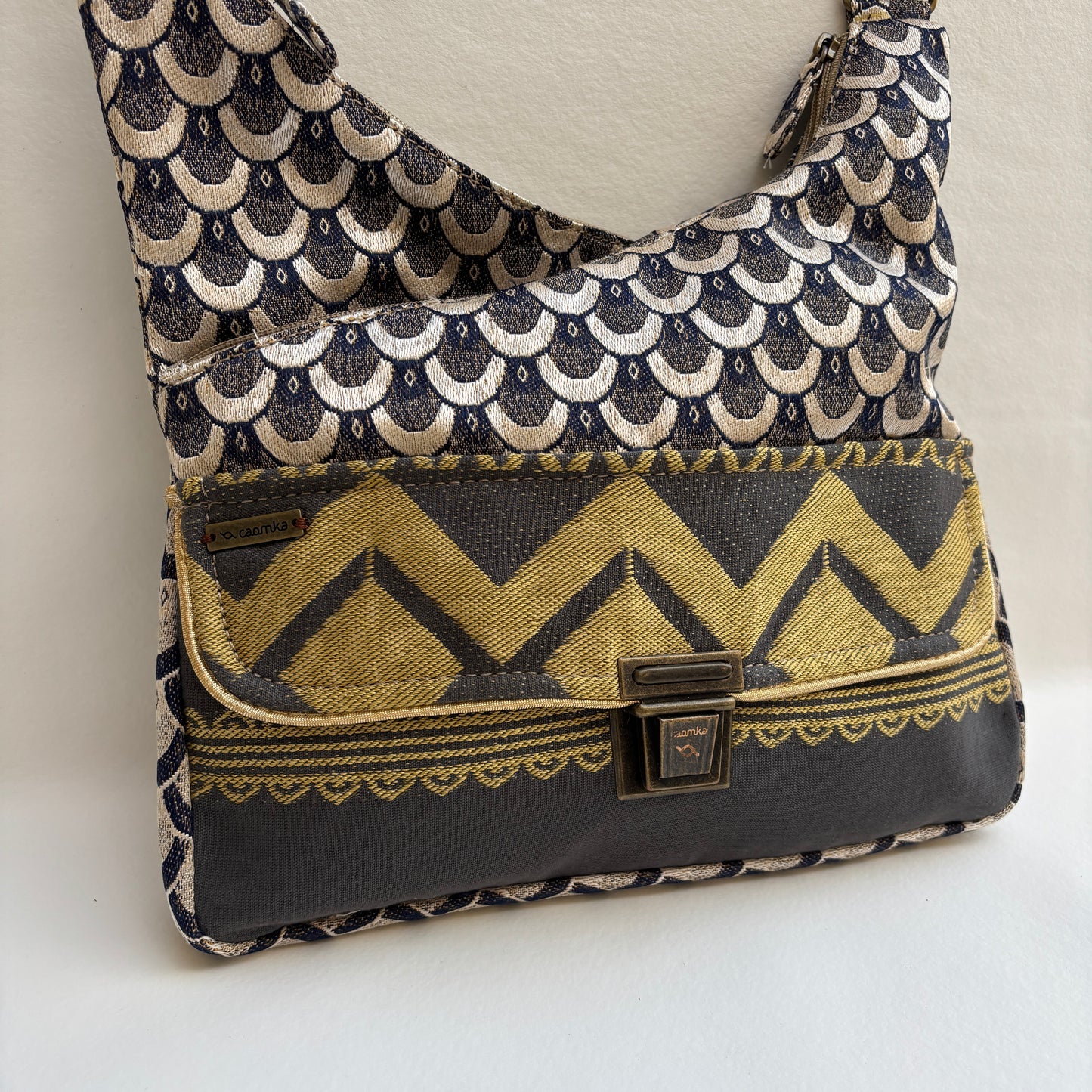 Bolso Bandolera Súper Caomka "Art Déco Midnight" · Pieza Única Núm. 19259