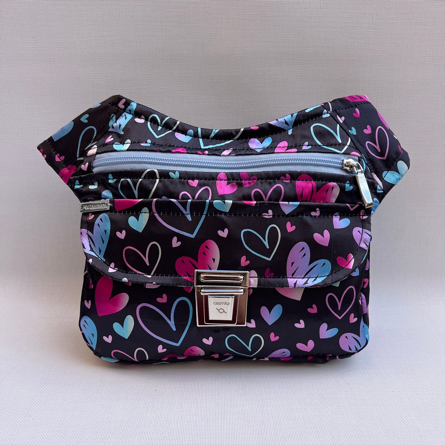 (-40% TARA) Fantasy Hearts + Bolsillo trasero · Pieza Única Núm. 15280