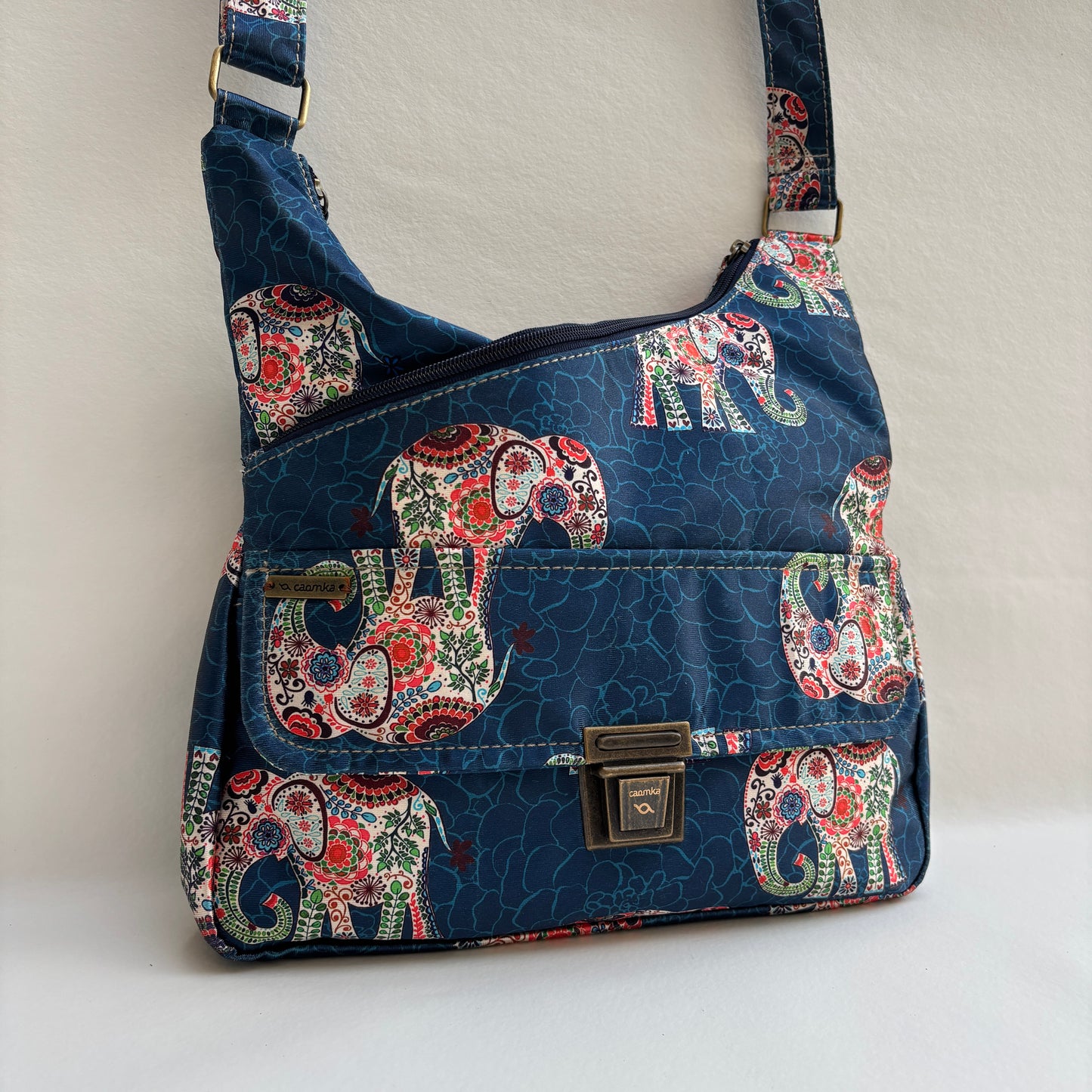 Bolso Bandolera Súper Caomka "Bohemian Elephants" · Pieza Única Núm. 19257