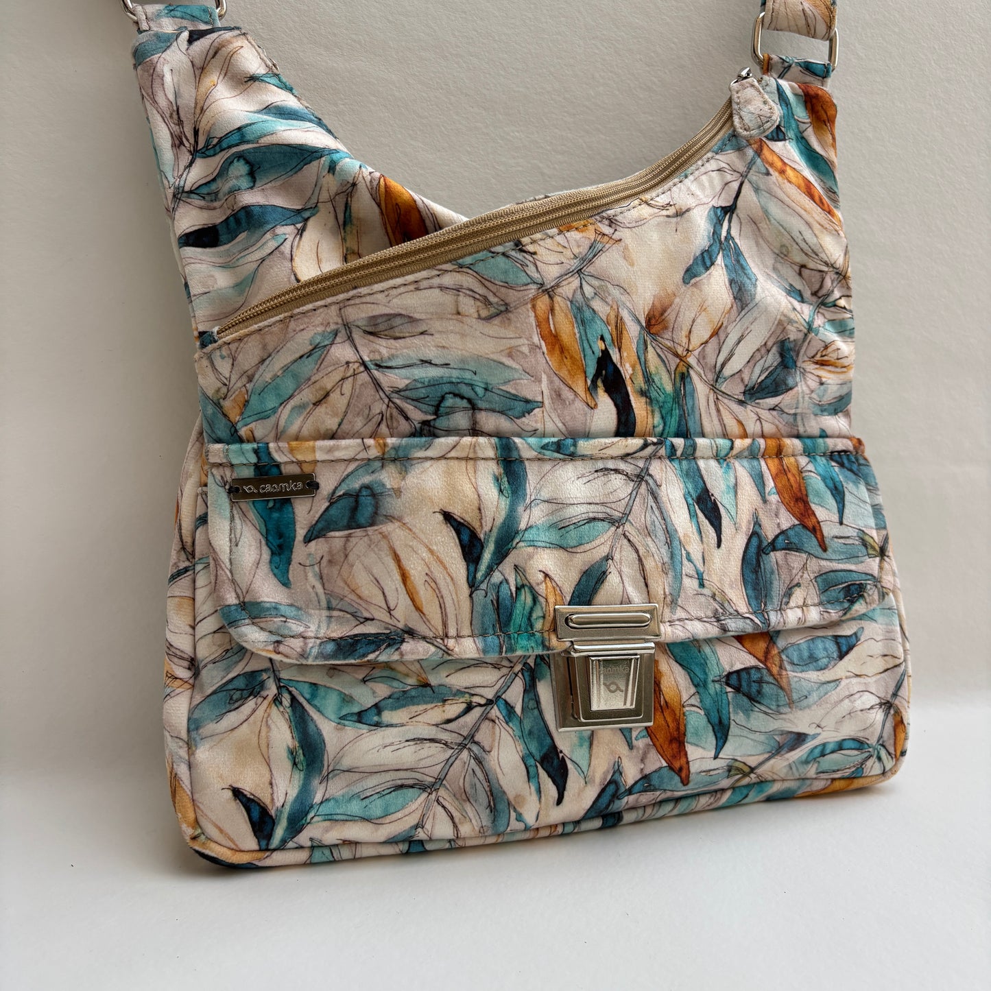 Bolso Bandolera Súper Caomka "Natura Velvet" · Pieza Única Núm. 19256