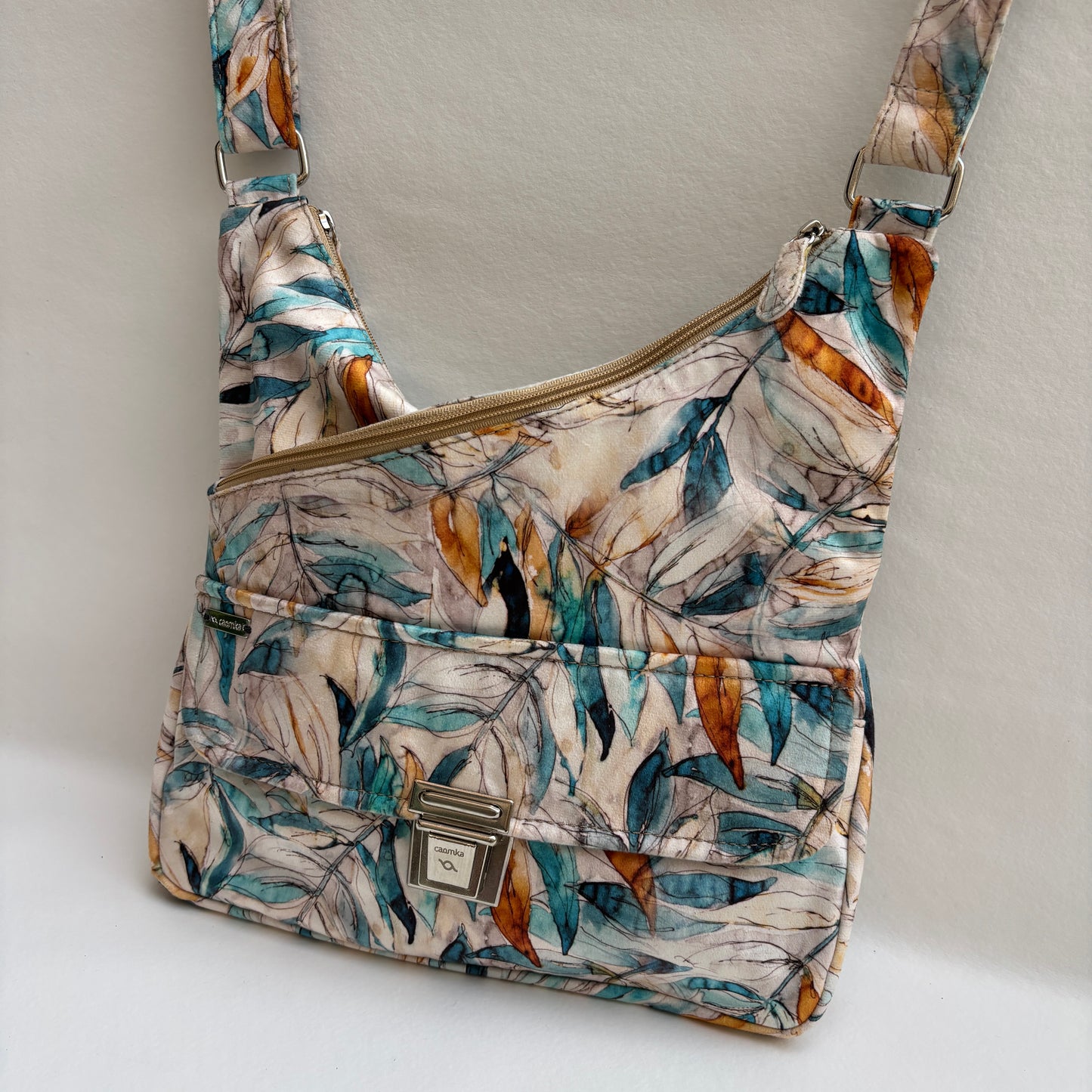 Bolso Bandolera Súper Caomka "Natura Velvet" · Pieza Única Núm. 19256