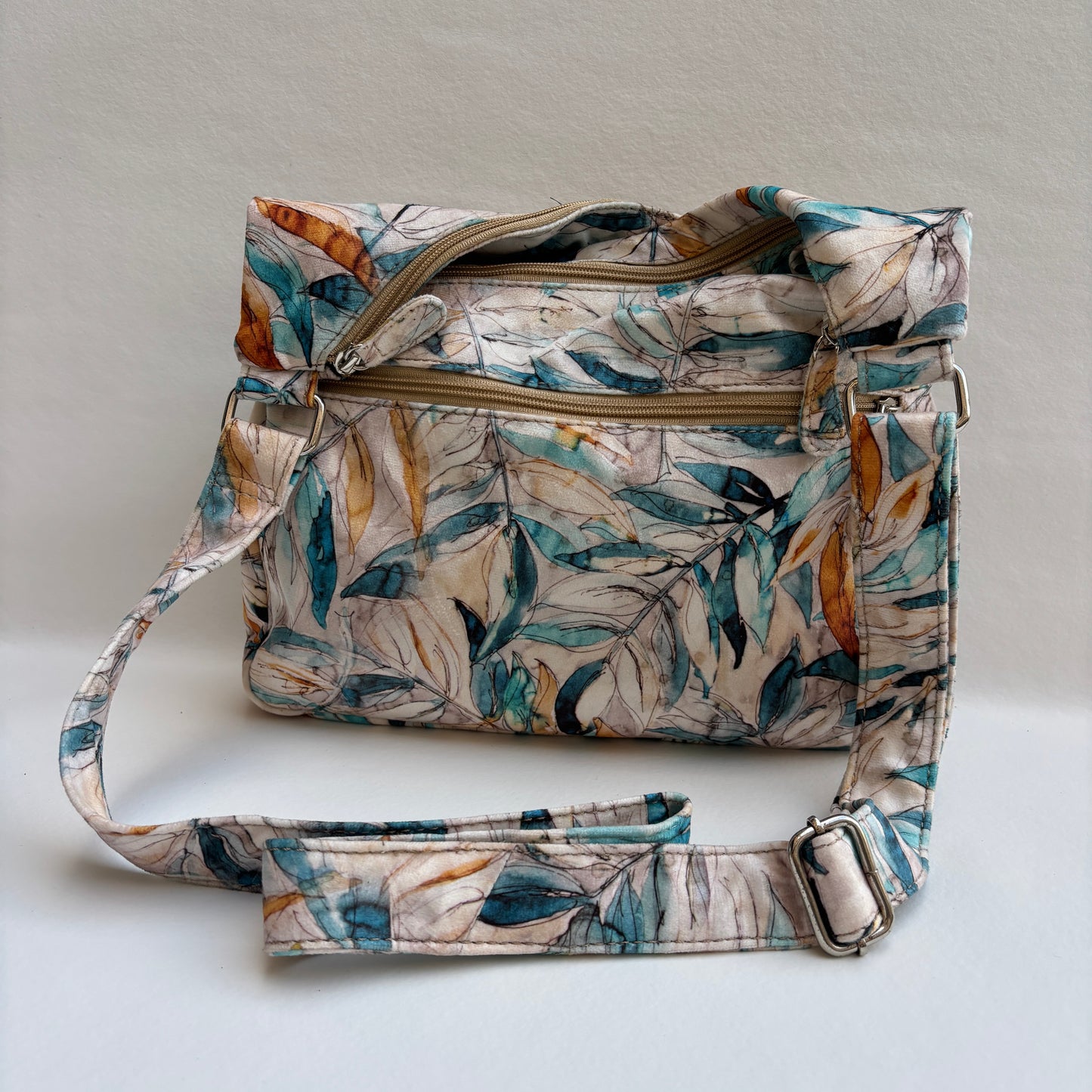 Bolso Bandolera Súper Caomka "Natura Velvet" · Pieza Única Núm. 19256