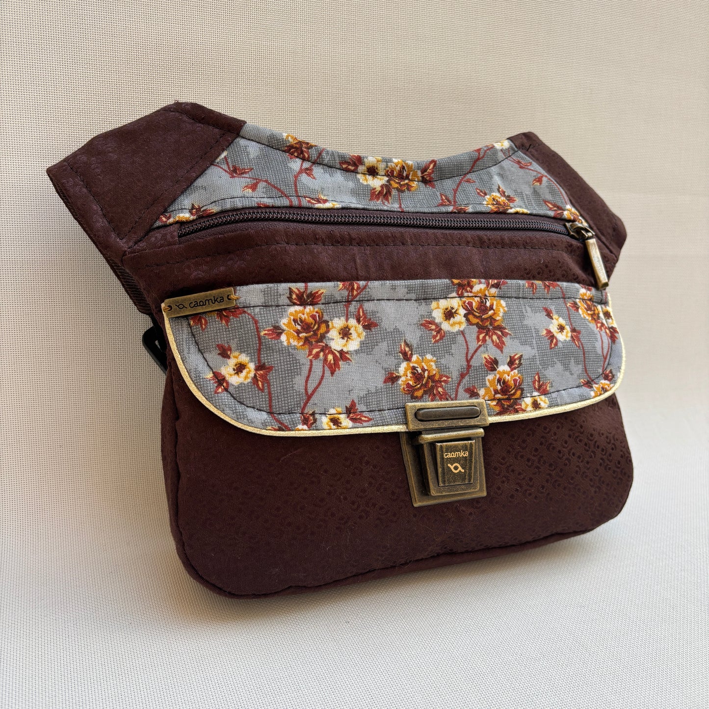 Riñonera "Special Flowers India" · Pieza única Núm. 18466