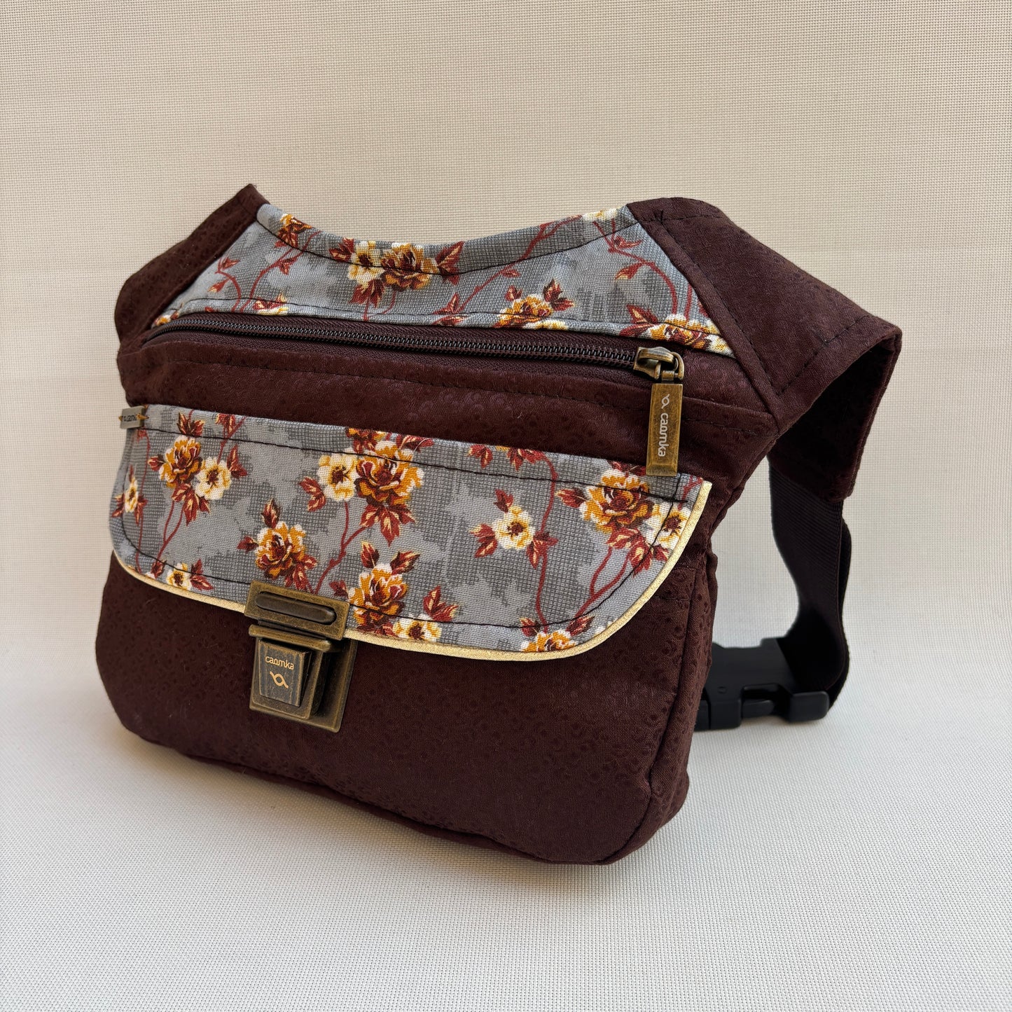 Riñonera "Special Flowers India" · Pieza única Núm. 18466