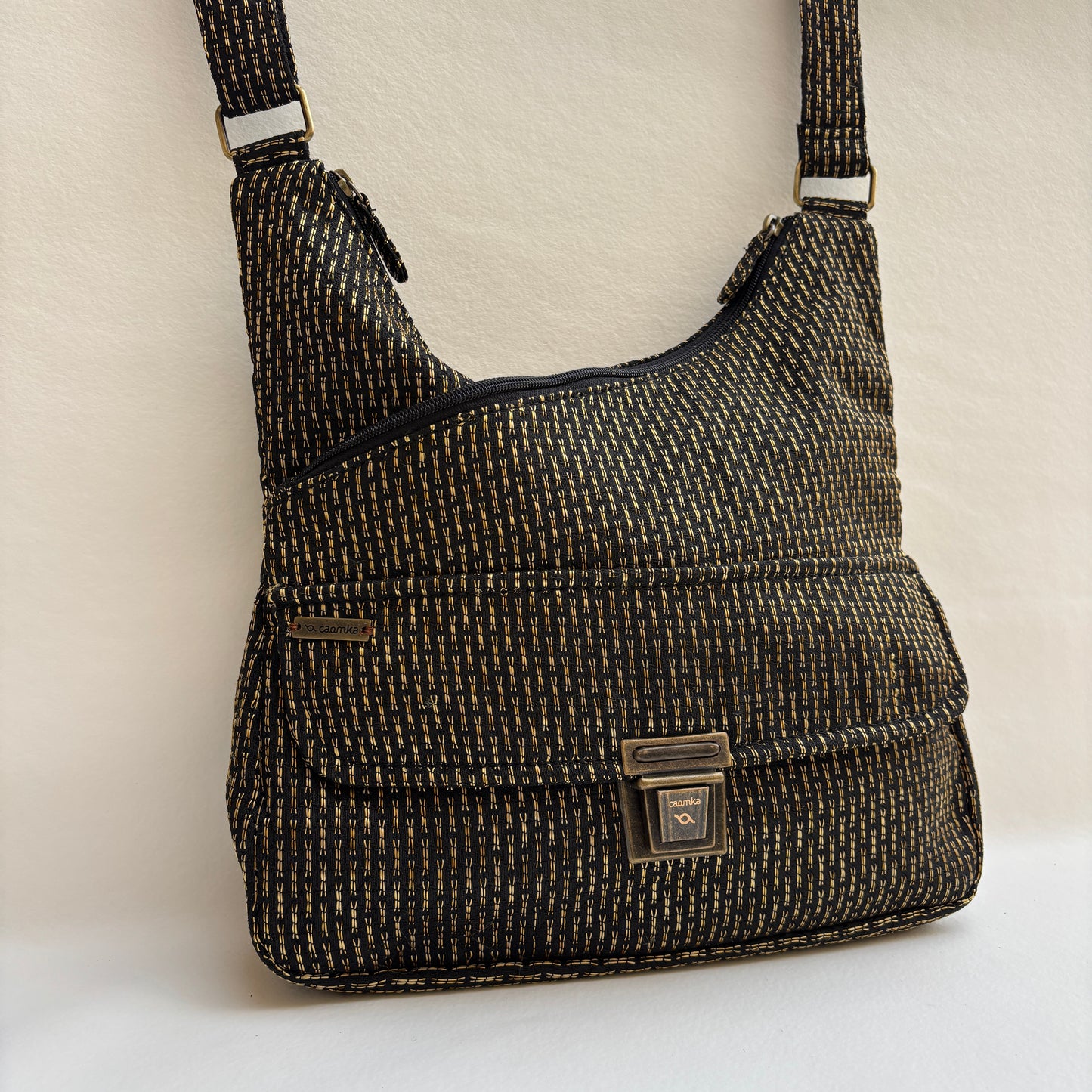 Bolso Bandolera Súper Caomka "Golden Night" · Pieza Única Núm. 19254