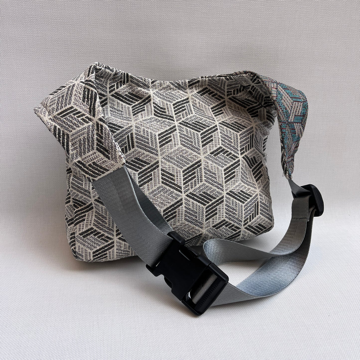 Special Japanese Geometric · Pieza Única Núm. 15311