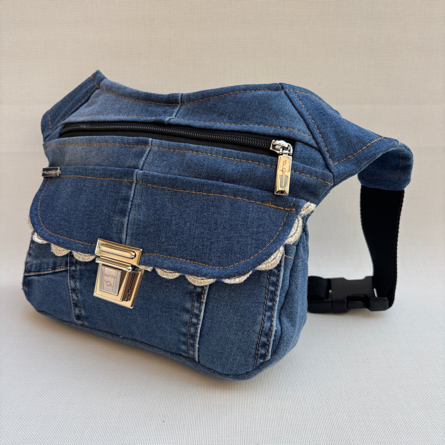 ♻️ Jeans Recycled ♻️ Unique Piece No. 11935