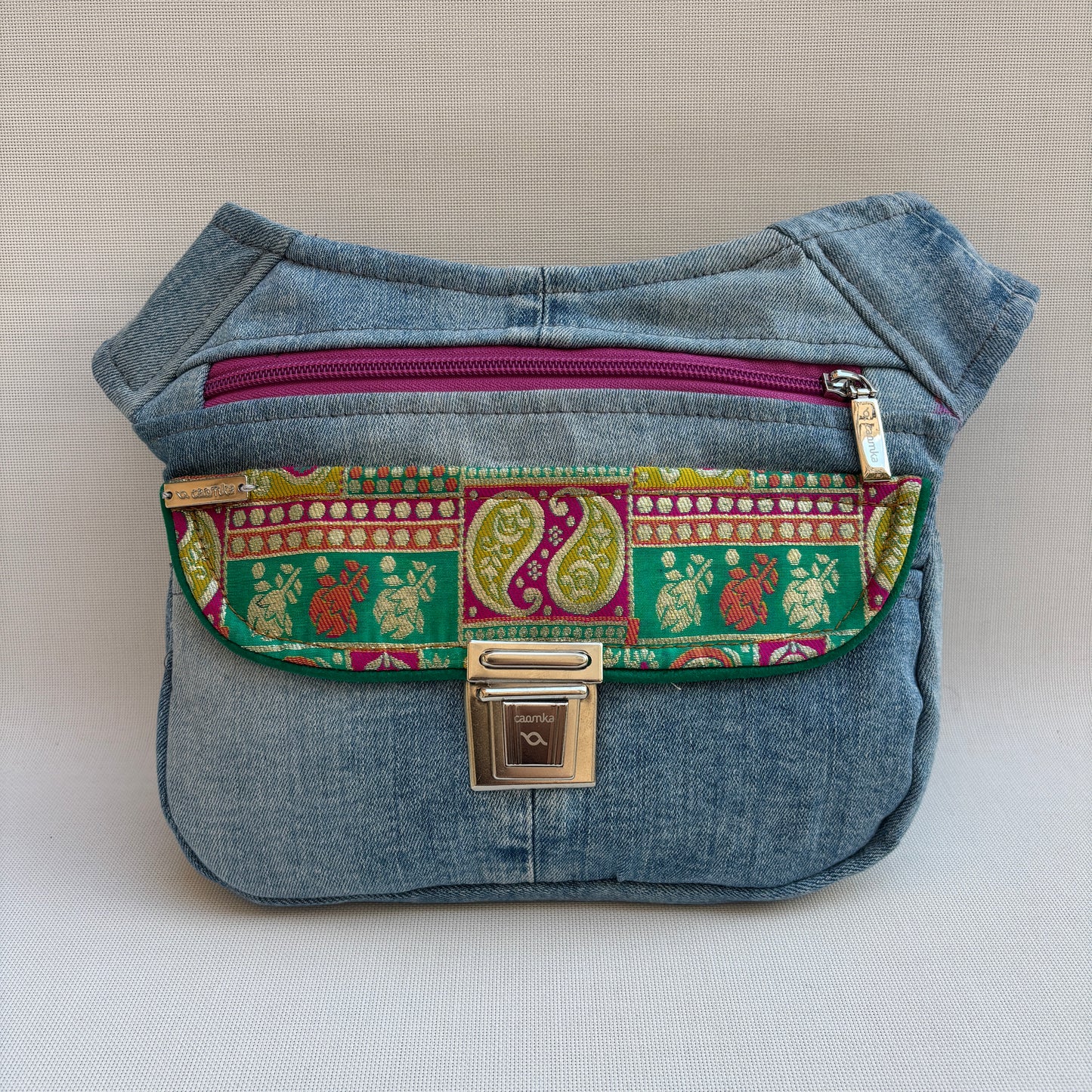 Riñonera “Special ♻️ Jeans Recycled ♻️ ” · Pieza Única Núm. 18441