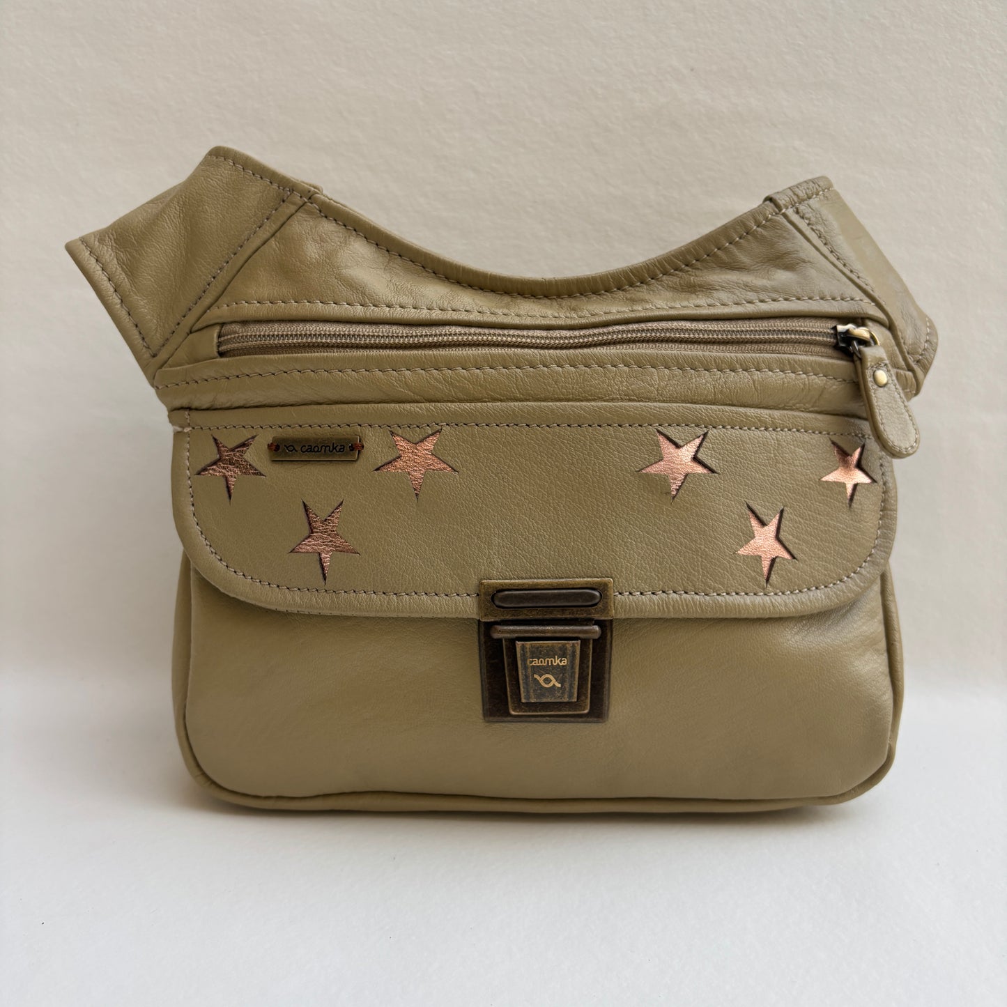 Riñonera "Special Green Stars" + Bolsillo trasero · Piel · Pieza Única Núm. 19313