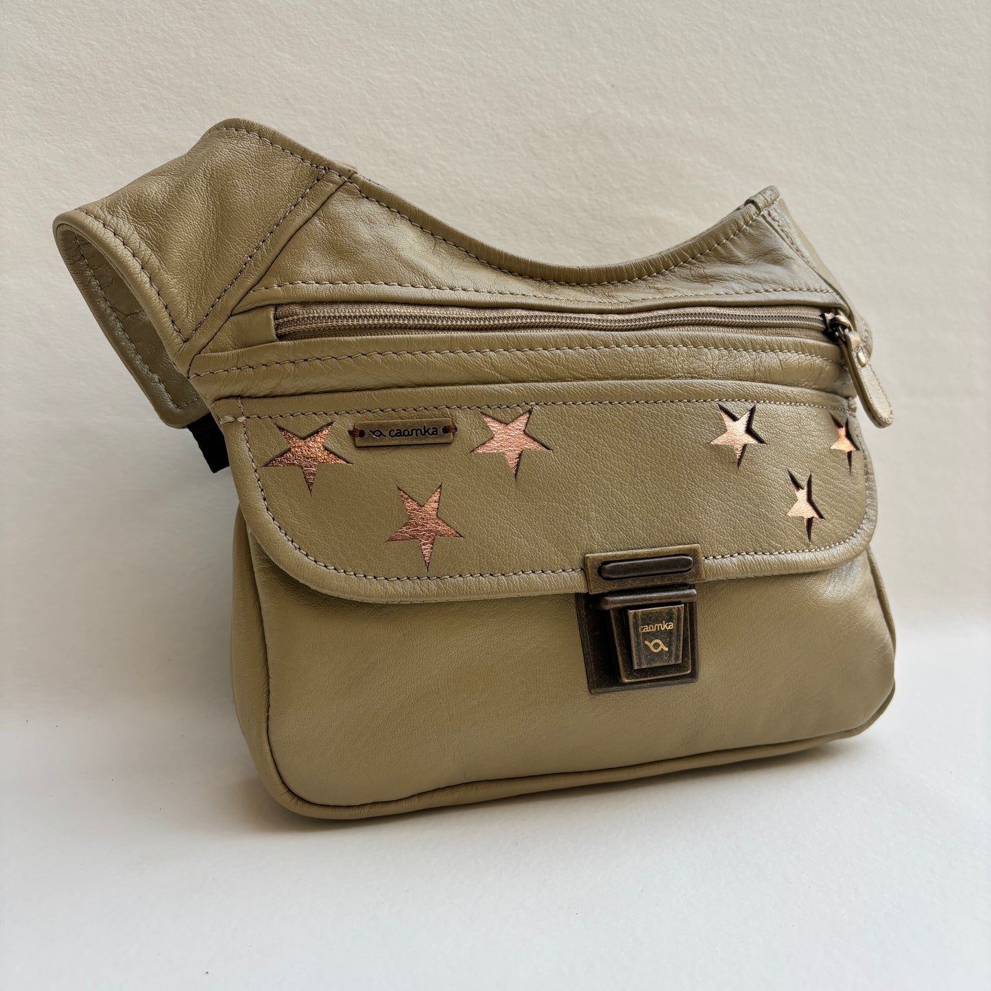 Riñonera "Special Green Stars" + Bolsillo trasero · Piel · Pieza Única Núm. 19313