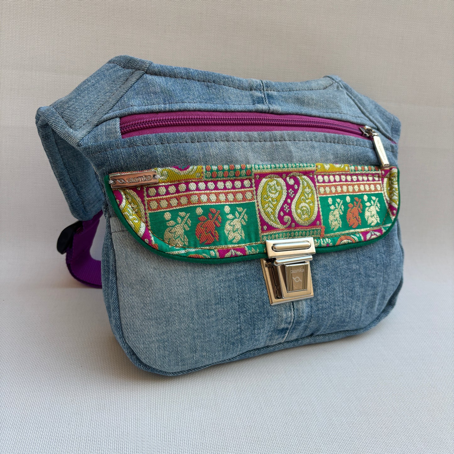 Riñonera “Special ♻️ Jeans Recycled ♻️ ” · Pieza Única Núm. 18441